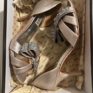 Badgley Mischka Shimmering Champagne Heels with Bow Detail